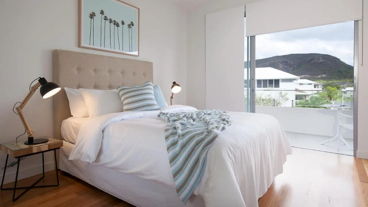 10 Belle Mare Avenue Villa Yaroomba Holiday home