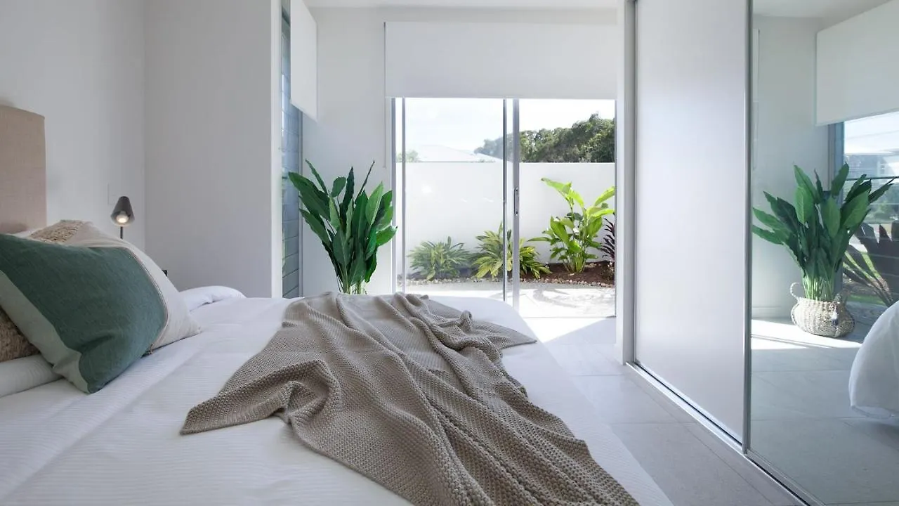 Holiday home 10 Belle Mare Avenue Villa Yaroomba Australia